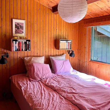 Dom wakacyjny Authentic 70s Summer House By Skaerby Nykøbing Sjælland